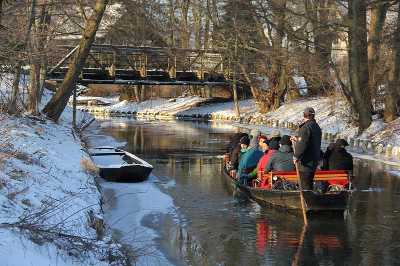 Kahnfahrt im Winter