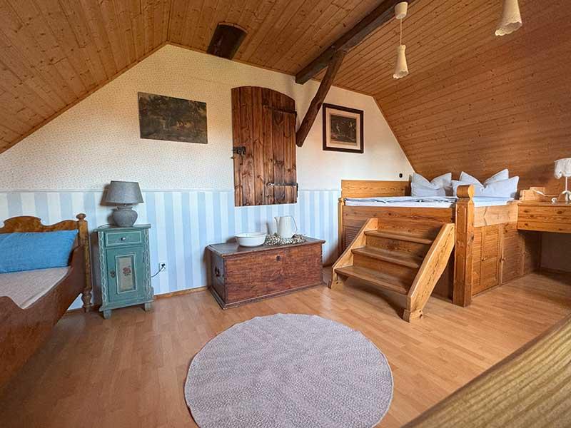 Doppelbett und Einzelbett