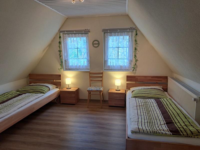 2. Schlafzimmer